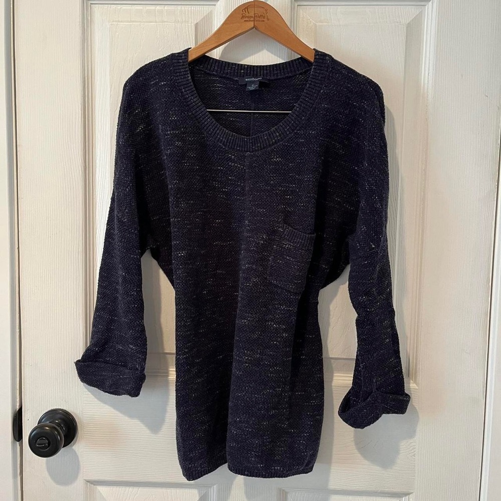 westbound navy and white 3/4 sleeve sweater